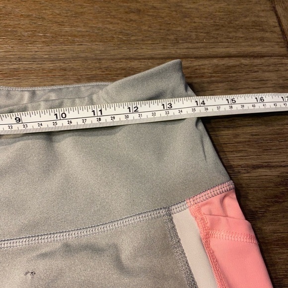 AVIA Womens Athletic Crop Capri Leggings Pants Yoga Exercise Pockets Sz. M(8-10) - Picture 7 of 9